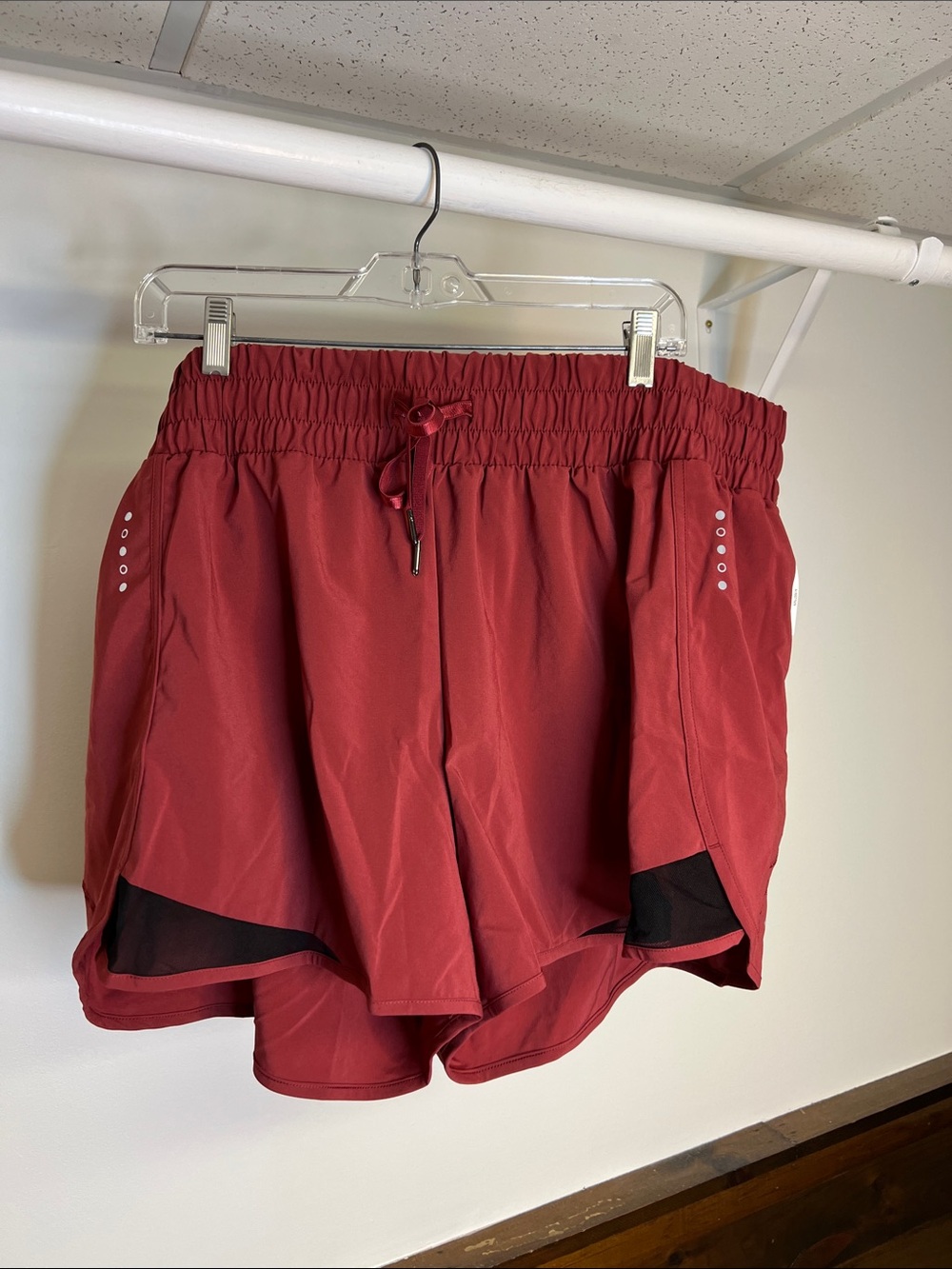 NWT Amazon Essentials Red Fully Lined Workout Athletic‎ Shorts- 3X